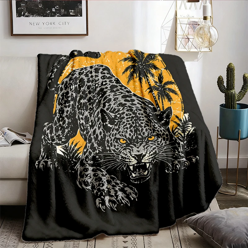 Vintage Jaguar Comfy Blanket, Retro Wildlife Graphic Flannel Blanket, Nature Lover Flannel Throw, Y2K Animal Print Cozy