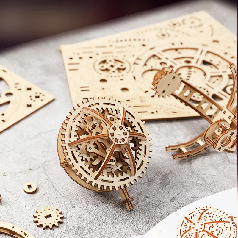 Costruzione di assemblaggio artigianale in legno puzzle di blocchi di trasmissione meccanica modello 3D giocattolo educativo creativo sferico
