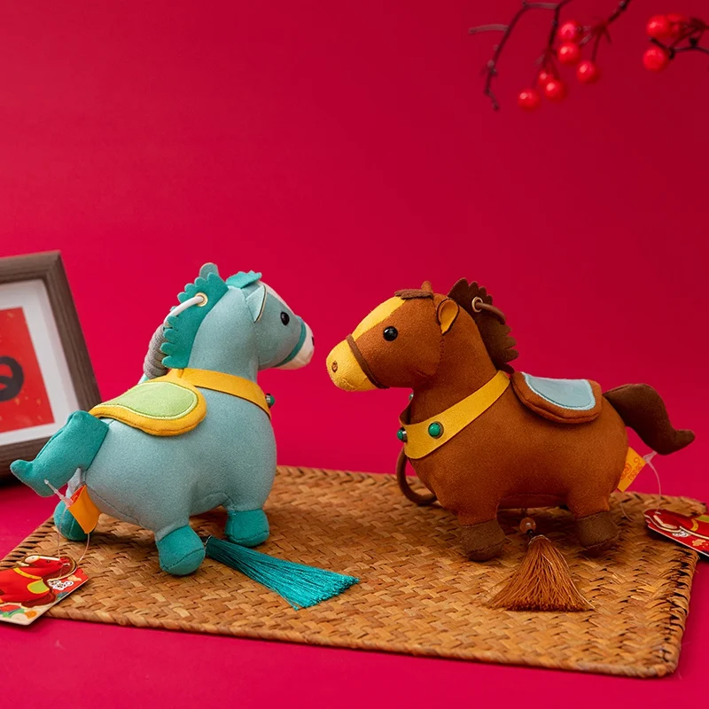 12.5 センチメートルかわいいミニ馬ペンダントキーチェン 2026 新年マスコット赤馬リアルな動物ぬいぐるみバックパック装飾