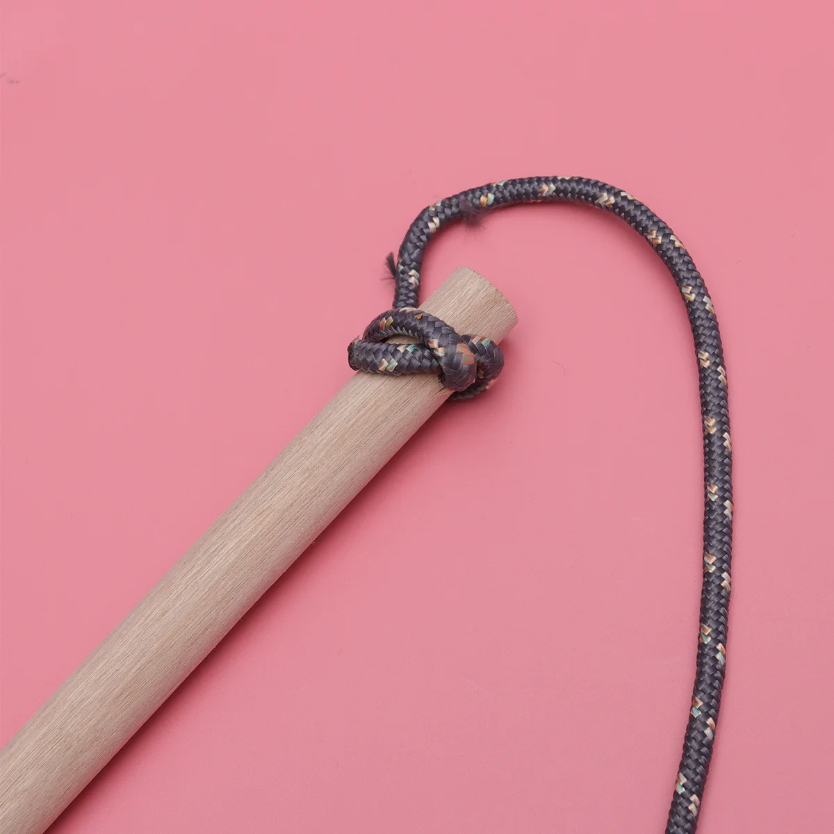 

Wooden Gyroscope Peg-Top Elm Wood Brown Vintage Spinning Top Creative Hand-Eye Coordination Gift for Kids Elderly DIY