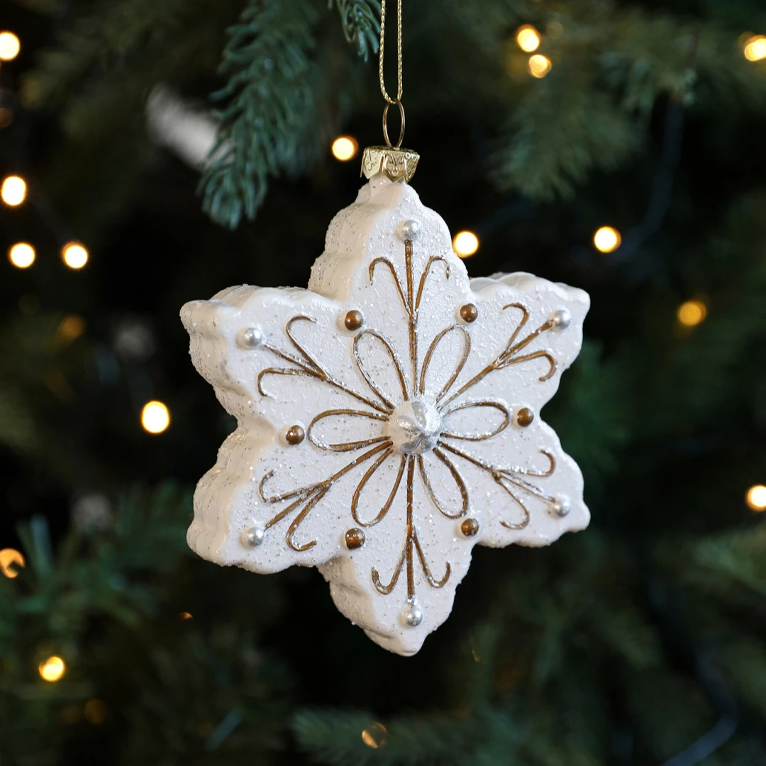 الذهب الأبيض الأخضر عيد الميلاد زخرفة الرجعية الفاخرة ندفة الثلج معلقة قلادة لعام 2026 السنة الجديدة شجرة عيد الميلاد زينة معلقة