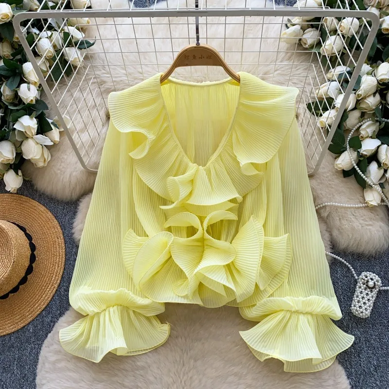 

French-style Gentle V-neck Ruffled Pleated Shirt for Women's Spring and Summer Long-sleeved, Elegant and Versatile Design Top