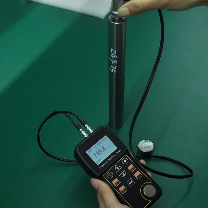 UT200 Ultrasonic Thickness Gauge Non-destructive Through-coating Thickness Meter Portable Intelligent Ultrasonic Thickness Gauge