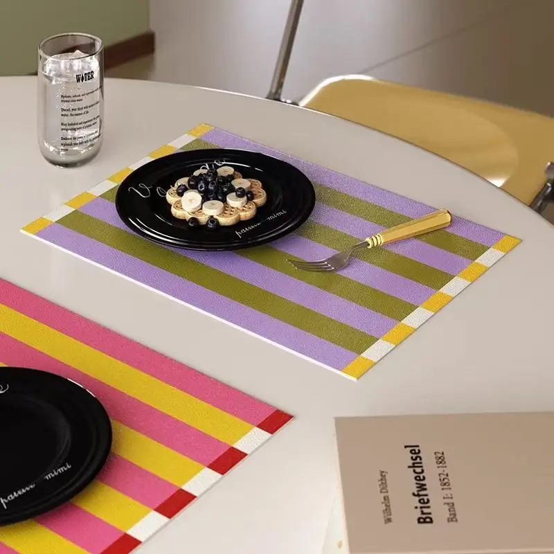 Memphis Nordic Dopamin-PVC-Tischset, wasserdichter Tischläufer, ölbeständig, leicht zu reinigen, Mädchen-Herz-Tisch, Nachahmung von Leinen, kleiner Ta