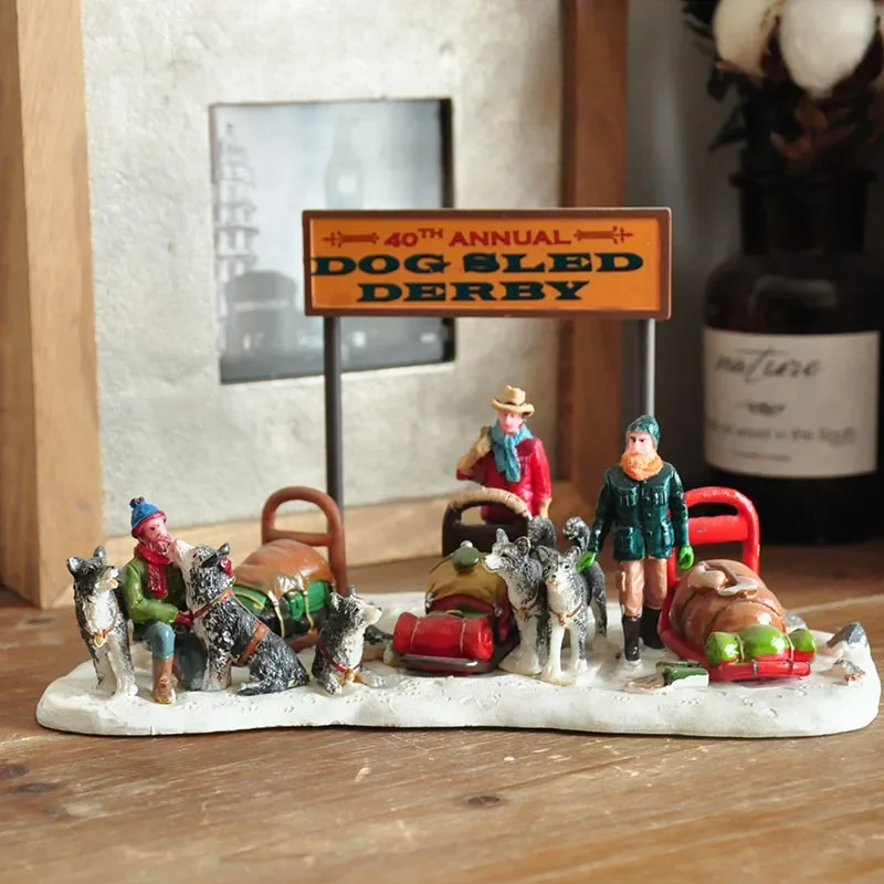 Mountaineering Dog Sled Derby Sand Table Character Scene for Home Decoration Snow Dogs Figures Children's Gift Photographic Prop