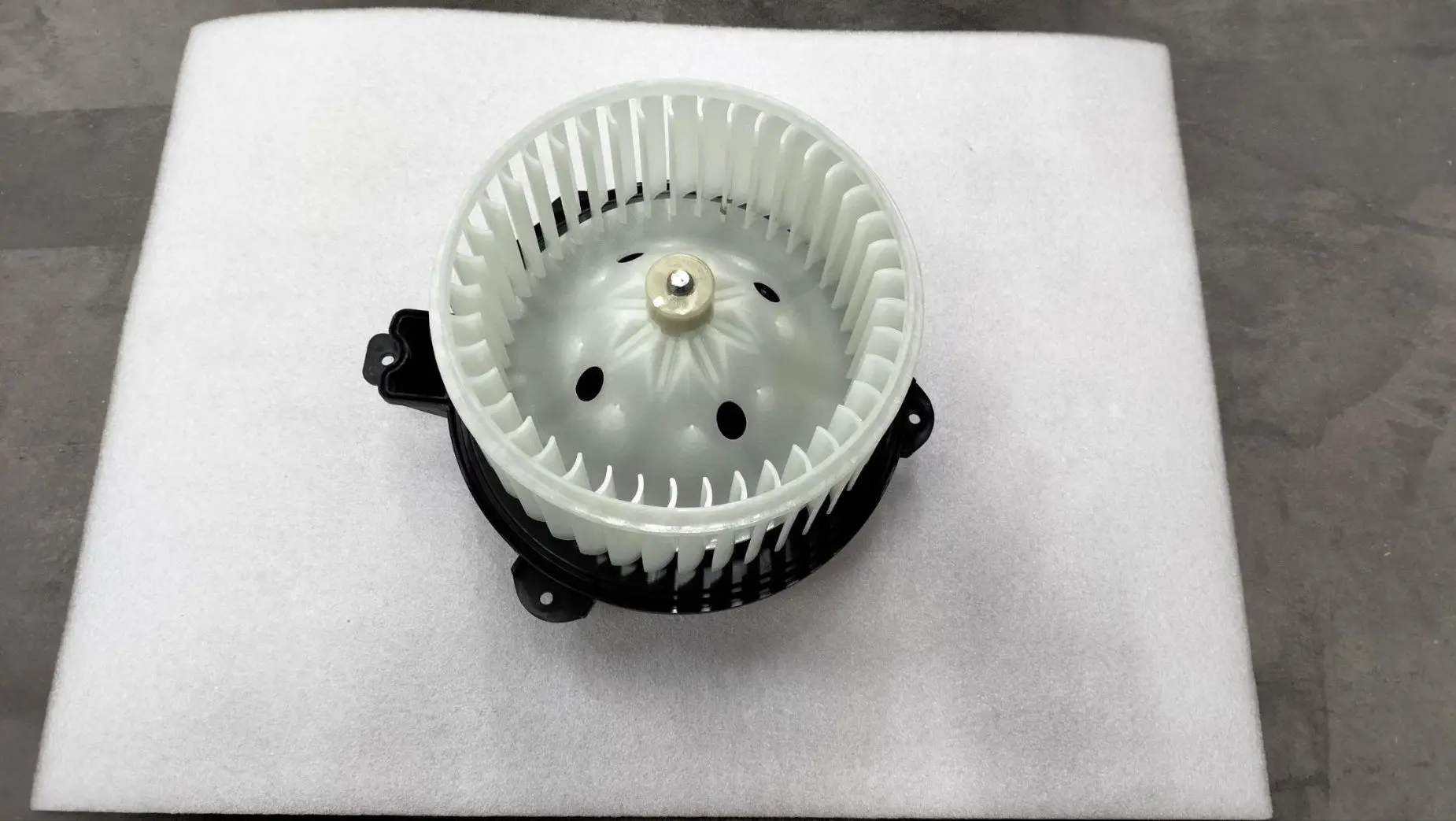 For BYD Atto 3 Front Blower Assembly EKEA-8104100 Blower Speed Control Servo MEF-8114230A Blower Housing Assembly SC2EM-8100200