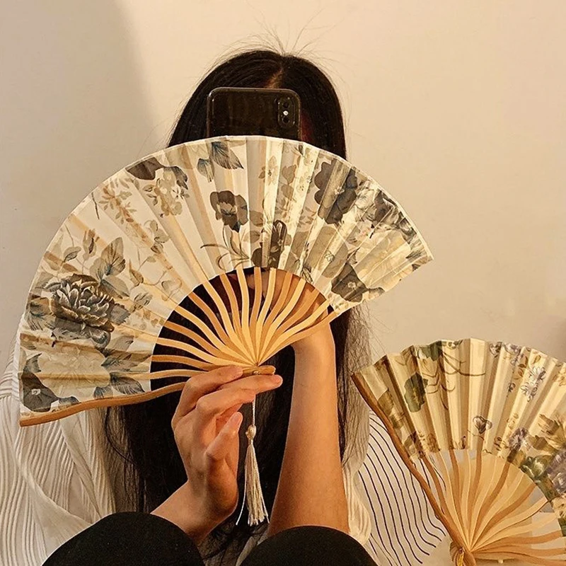 New Summer Chinese Silk Folding Fan Elegent Female Wooden Dance Fan Bamboo Handheld Fan For Wedding Party Decoration Gift