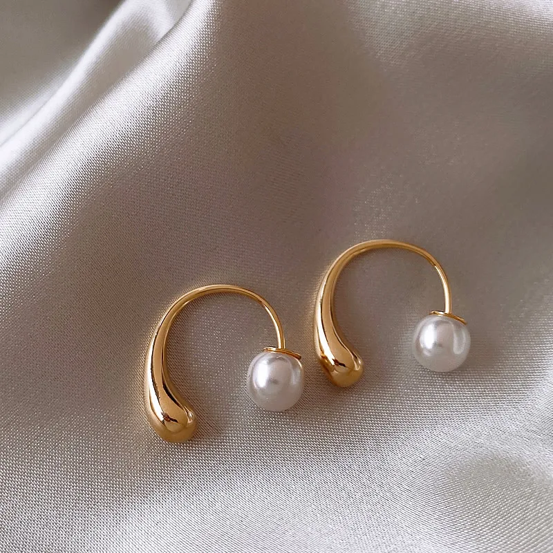 South Korea new design fashion jewelry 14K gold plated simple metal drop pearl earrings elegant women's daily work accessories