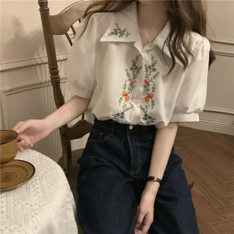 Shirts Women Embroidery Floral Simple Casual All-match Puff Sleeve Chic Elegant Korean Trendy Tops Summer Thin Retro New Female