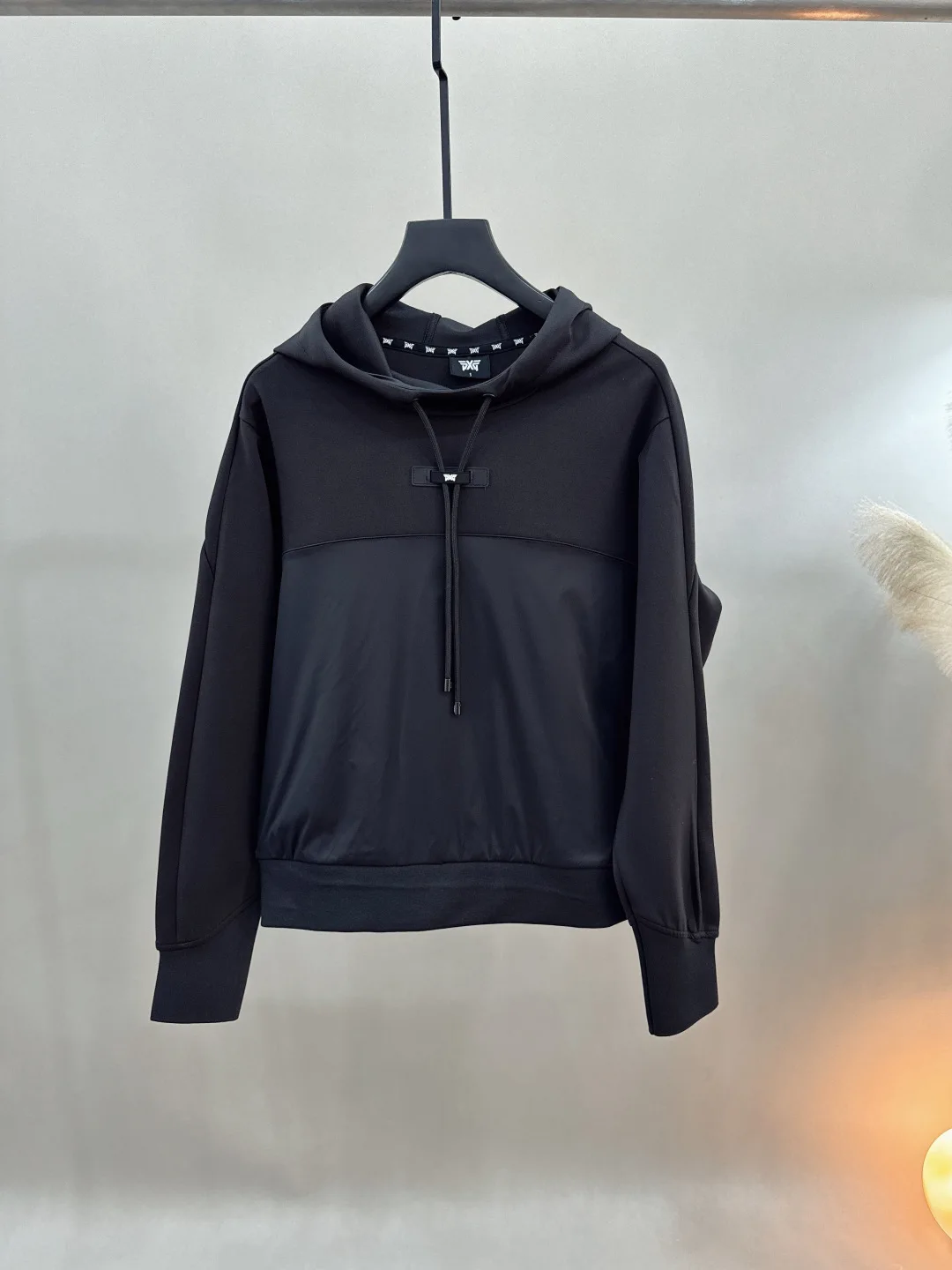 

Women's New Golf Hoodie: Sweatshirt with Quick-Dry Panels, Casual, Flattering, and Versatile