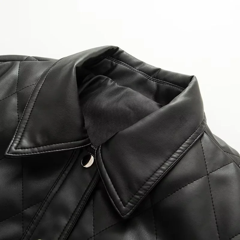 Jaket kulit PU motif kotak-kotak berkerah pendek bergaya modern untuk wanita, koleksi musim gugur dan musim dingin 2025, berbahan katun dan berlapis.