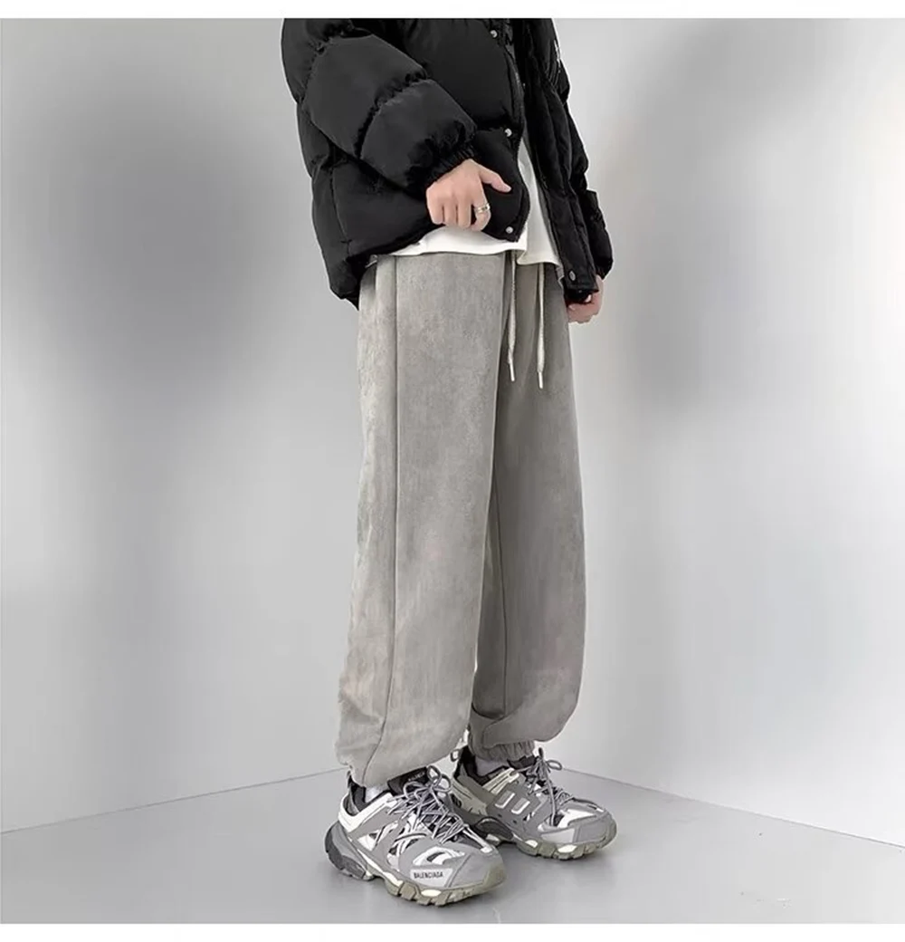 

Замшевые брюки из овчины, новые мужские зимние утолщенные теплые брюки на флисовой подкладке с эластичными манжетами и шнурком, свободные повседневные мужские длинные брюки