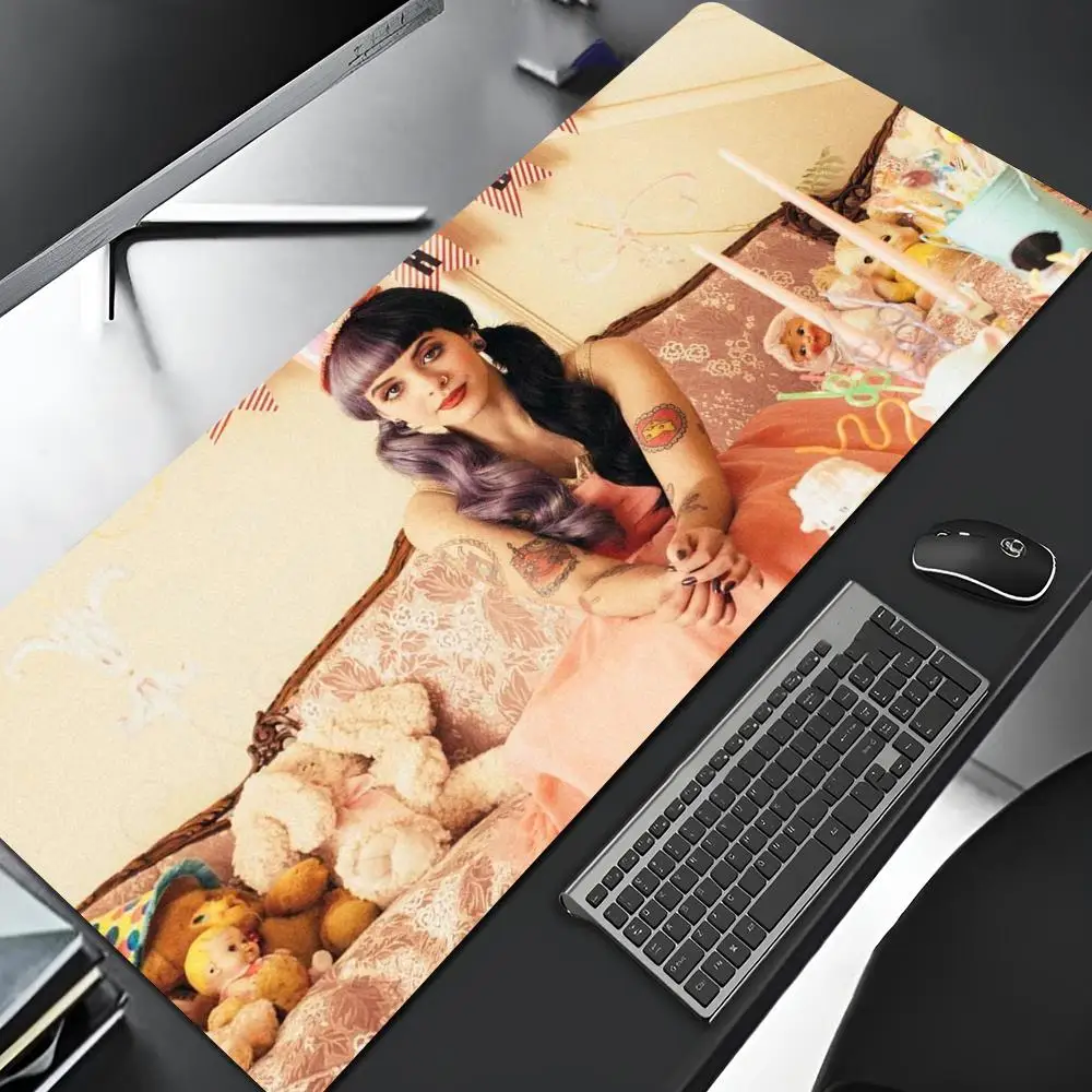 Girl Singer Melanie Martinez Mouse Pad Cartoon Lockedge Large Gaming Pad Computer Gamer Keyboard Mat Desk Mousepad PC Desk Pad