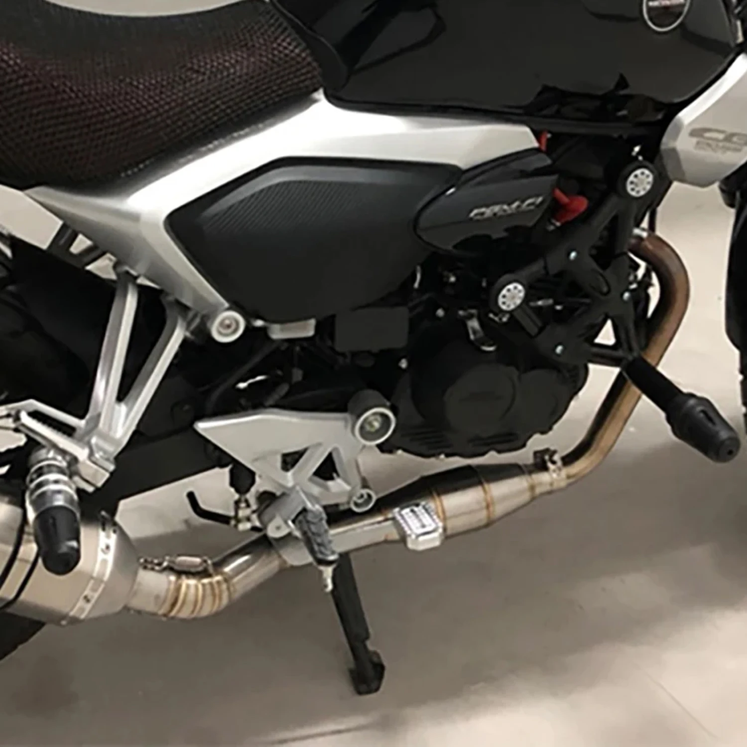 

for cb190ss Motorcycle Exhaust Slip-On full System Escape Front Link Pipe mid-section modification original connection Tube head
