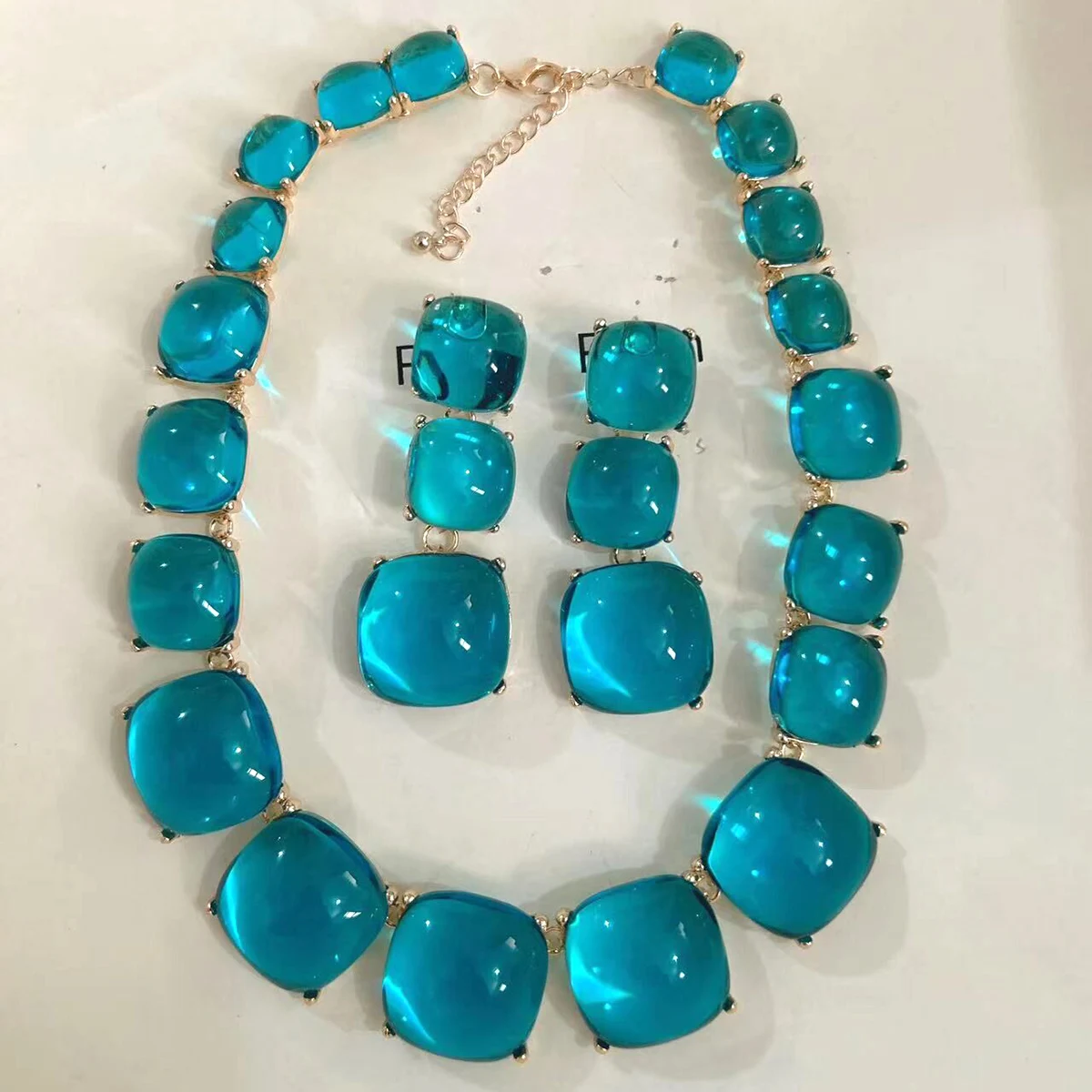 Vedwas Alloy Inlaid Resin Necklace Geometric Square Persian Ethnic Holiday Style Jewelry Necklace Earrings Set