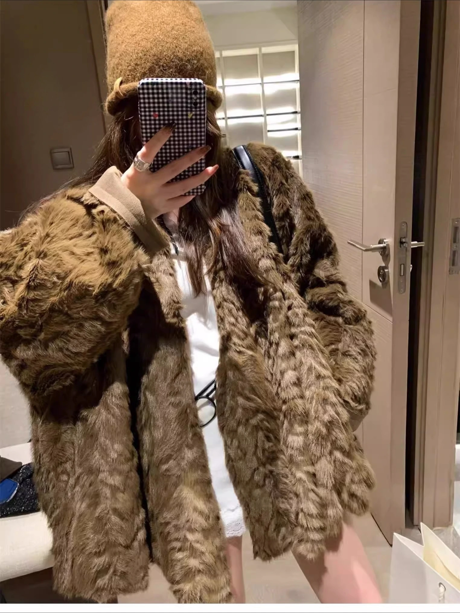 Faux Fur Women Coats Bat Sleeve Mid Length Coat Thick Warm Y2k Streetwear Elegant Jackets Open Stitch Outerwear Autumn Winter