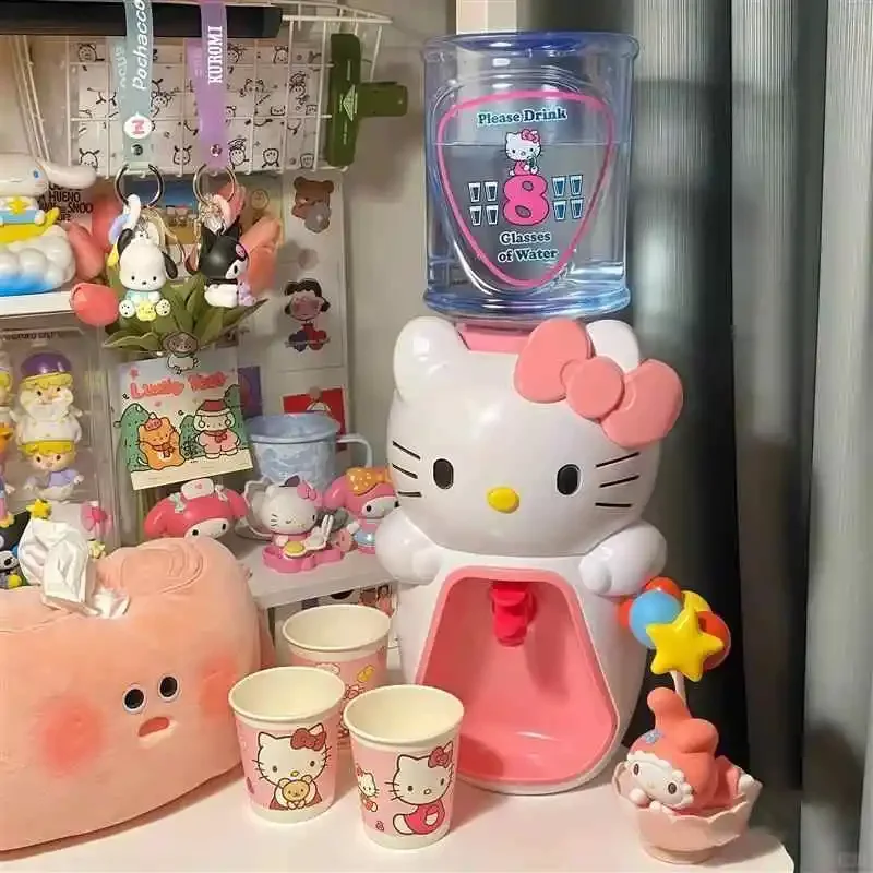 Anime Sanrio Hello Kitty Kawaii niños dispensador de agua de escritorio chica verano dormitorio Oficina botella de jugo regalo Mini juguete de dibujos animados