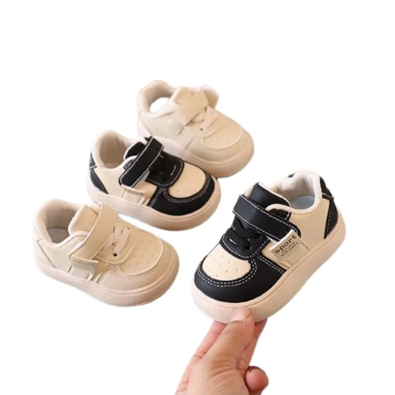 

Детская спортивная обувь, весенне-осенняя новая обувь для папы для мальчиков, легкая повседневная обувь на мягкой подошве, модные кроссовки для девочек