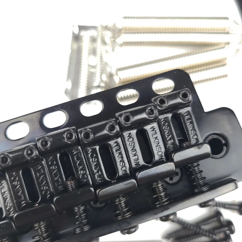 

Wildson WV6 Black ST электрогитара с системой тремоло Bridge + изогнутые стальные сиденья