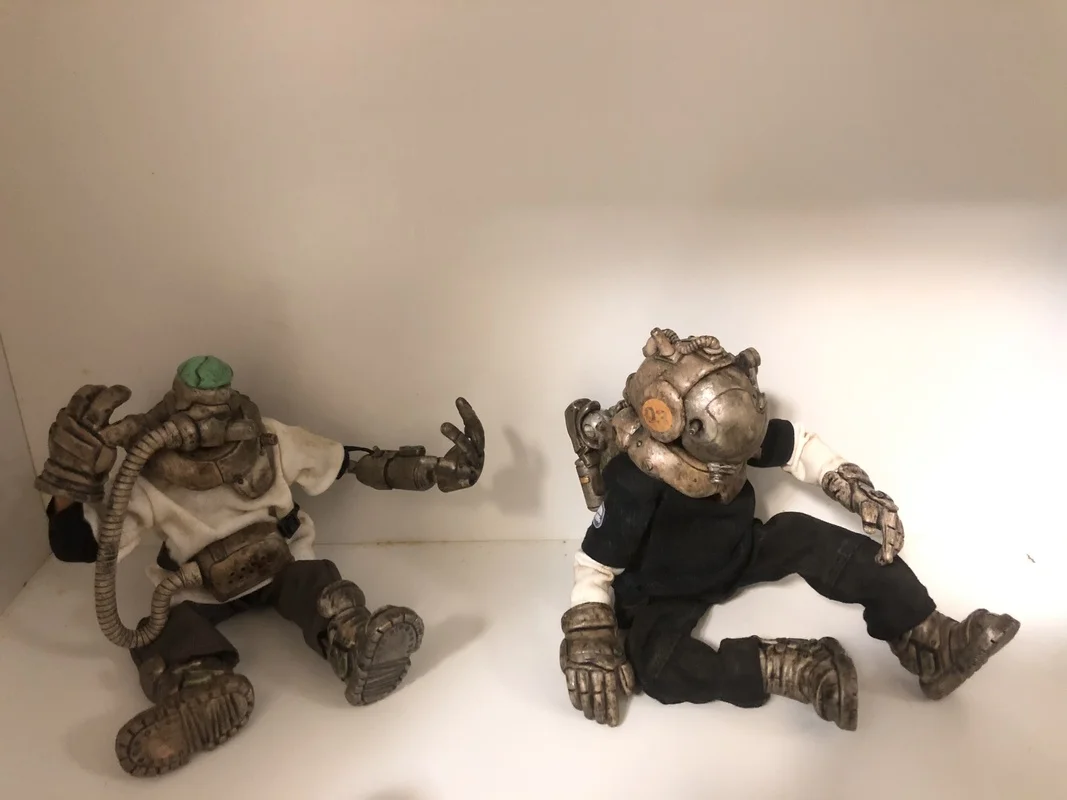 Come4arts Doomsday boîte aveugle Version à l'étranger poupées de mode articulées à collectionner figurines d'action modèles de jouets décoration de bureau