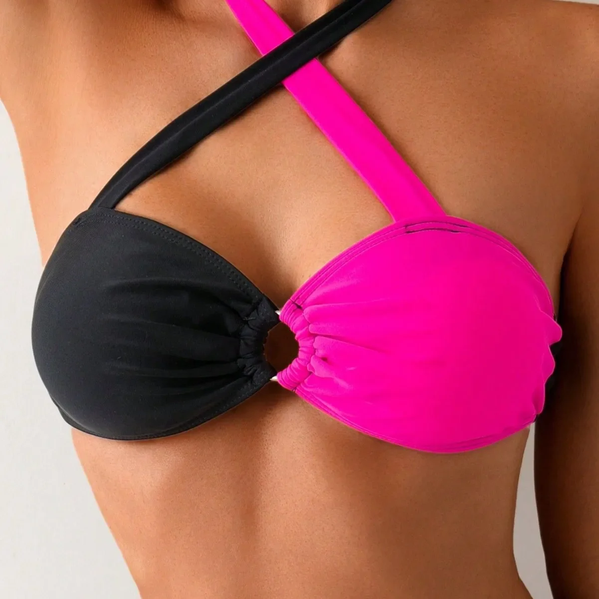 Sexy Bikini Set Women's Two-Piece Swimsuit with Chest Pad Color Block Pink Simple High-End Feelings Chinese Mainland Origin