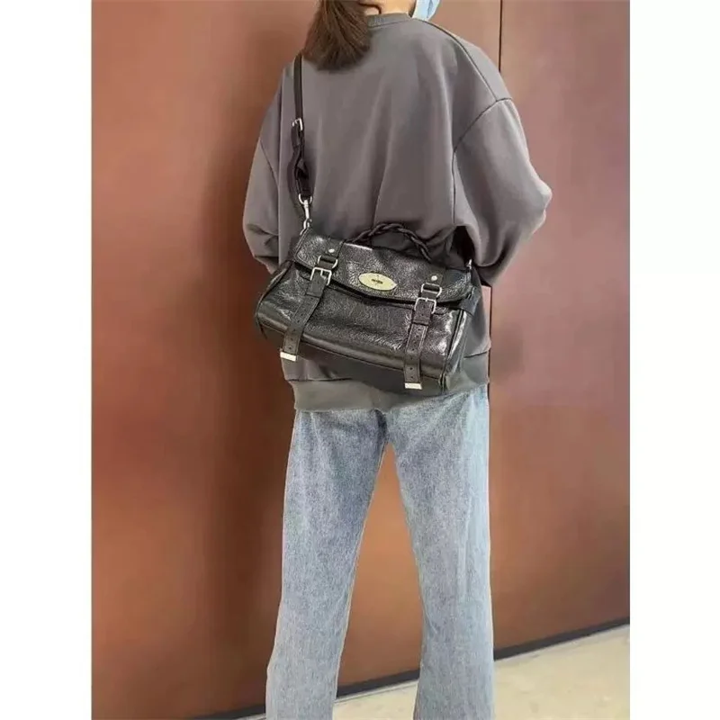 

Vintage Simple Commuter oulder Bag Crossbody Bag Women Handbag Mail Bag Casual Sle Soft Handle Medium Size PU Leather