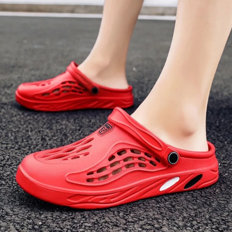 

Beach Shoes for Men in Summer of 2025 Lightweight and Wear-resistant Cool Slippers Casual and Trendy Platform Sandals for Men슬리퍼