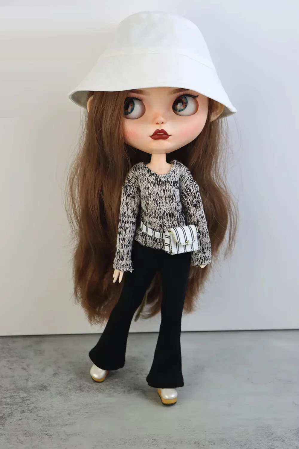 Ropa para Muñecas Blyth de 28 cm, Pantalones de Campana a la Moda en Rosa, Gris y Negro para Muñecas OB22 OB24 Azone, Accesorios