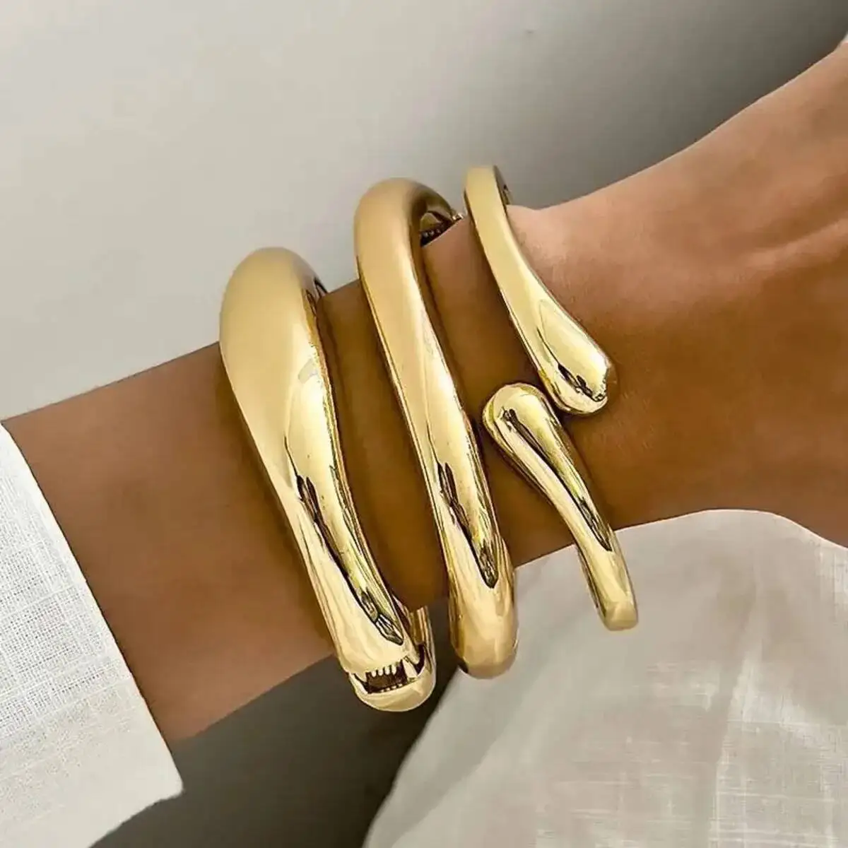 

Women's Creative Smooth Irregular Geometric Open Cuff Bangles Vintage Stackable Couple Bracelets Trendy Jewelry Accessory