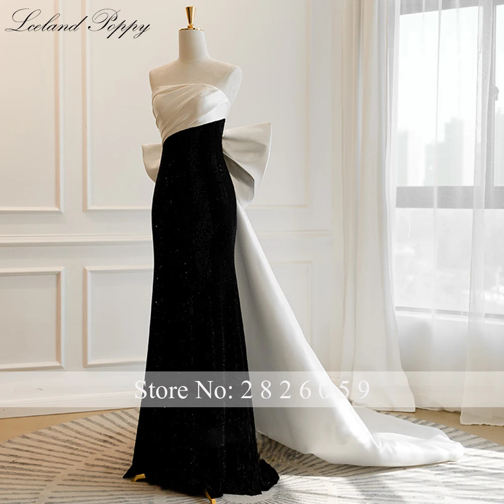 Lceland Poppy Strapless Mermaid White and Black Evening Dresses Sleeveless Floor Length Formal Gowns Sweep Train with Bow Belt