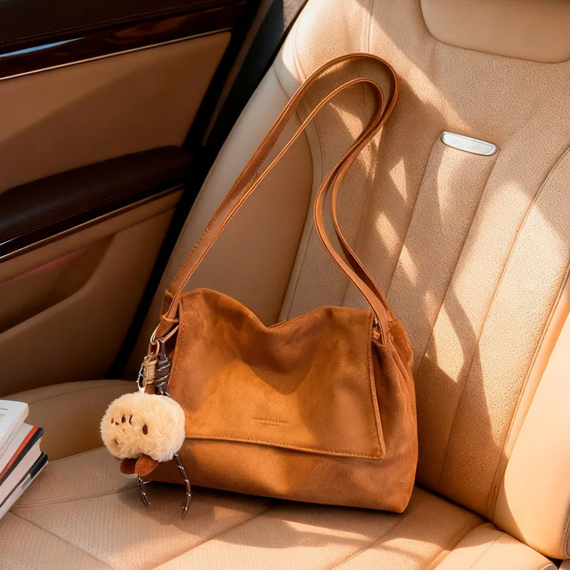 

New Retro Large Capacity Top Handle Bag Women Suede Texture and Simple Commuting Bag Comfortable and Versatile Shoulder Bags