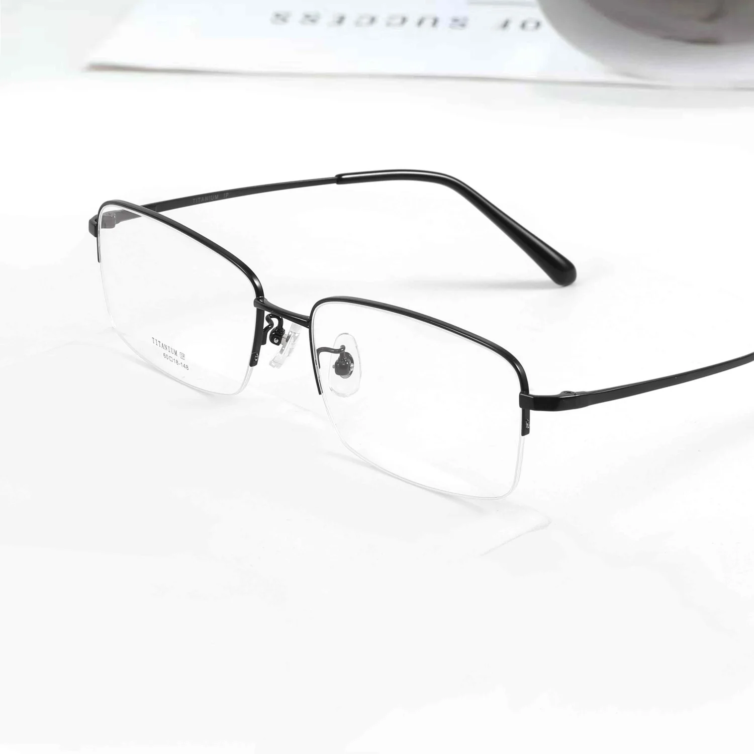 نظارات طبية من التيتانيوم النقي بإطار بصري نصف حافة، وجه عريض 60 مم مناسب #1