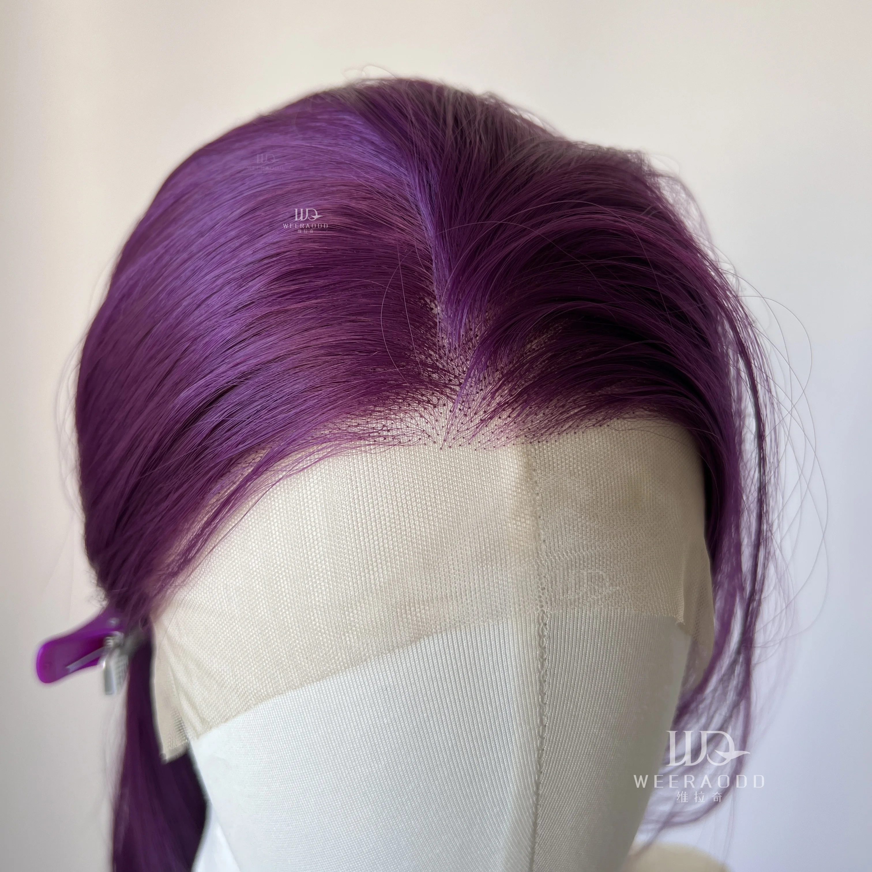 Lila 13x4 synthetische Lace-Front-Perücken für Frauen, hitzebeständiges Haar, leimlose Perücke, 66 cm lange, seidige, gerade Perücke, 150 % Dichte