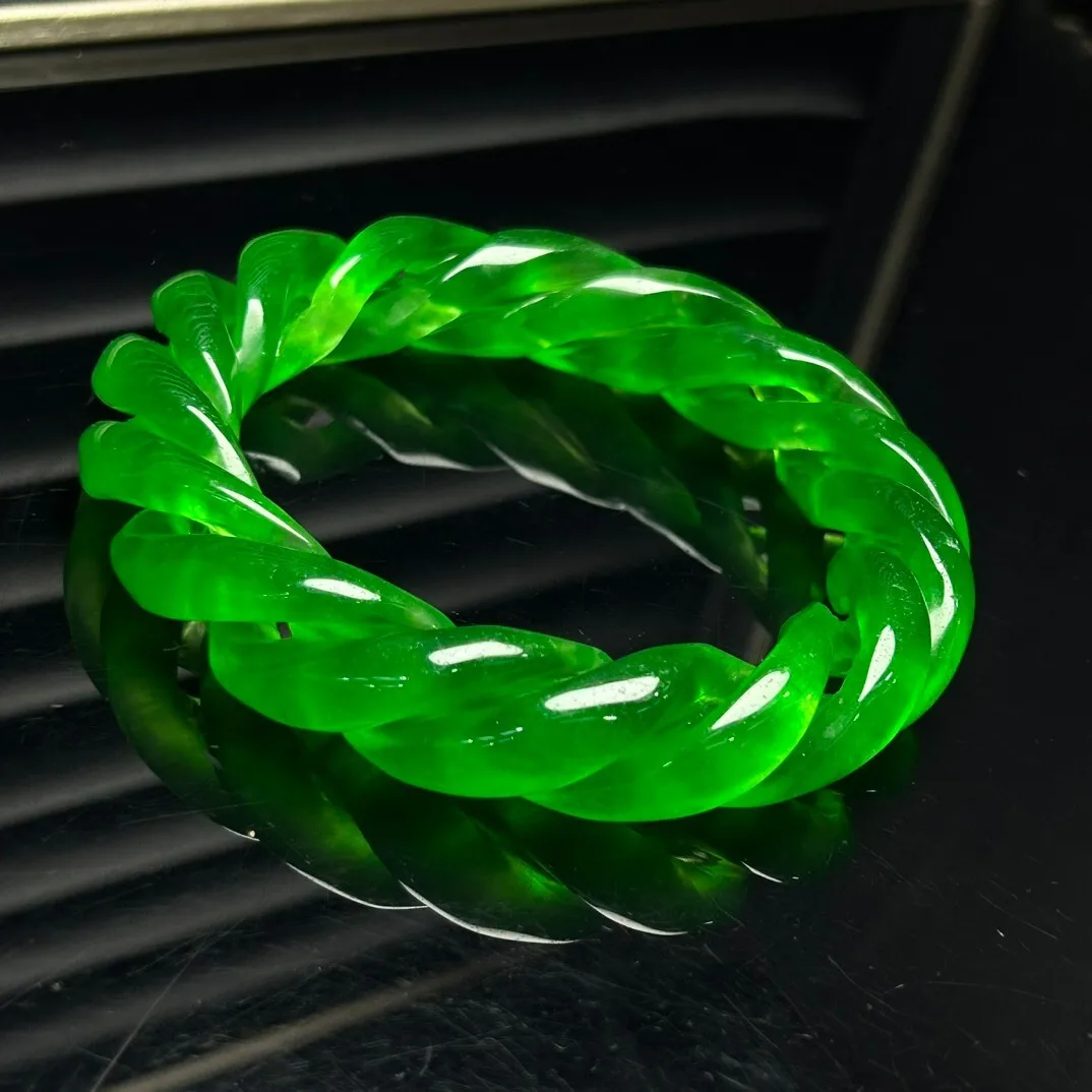 Natural Icy green Jade jadeite artistic carving bracelet Bangle