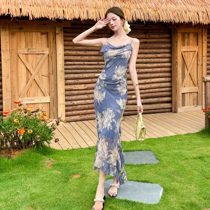 

2025 Summer Women Floral Retro Thin Suspender Slim Long Dress Boho Beach Party Holiday