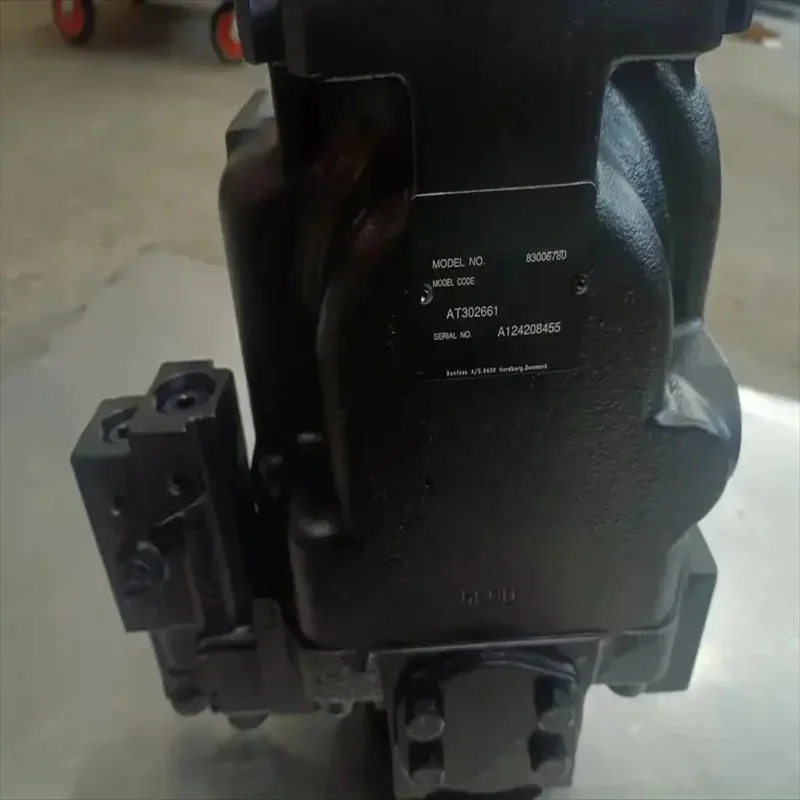 Hydraulic Piston Pump – Compatible with Part Numbers AT302661, 83006780, AT457670, 83005896