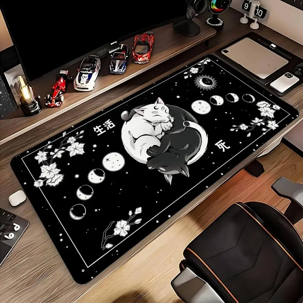 

XXL Large Gaming Mouse Pad,Black and White Cat Pattern,Computer Office Desk Mat,Stitched Edges, Suitable for Office and Home Use