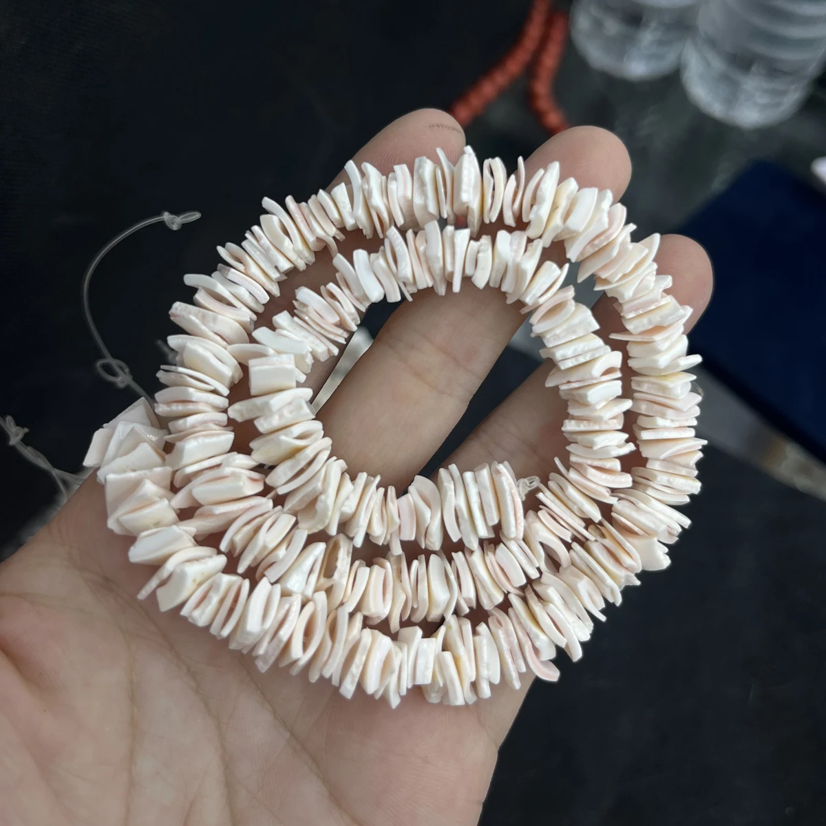 

7-10mm Irregularly Shaped Natural Shell Semi-Finished Beads for Jewelry Making Supplies DIY Necklace Bracelet Accessories 36cm