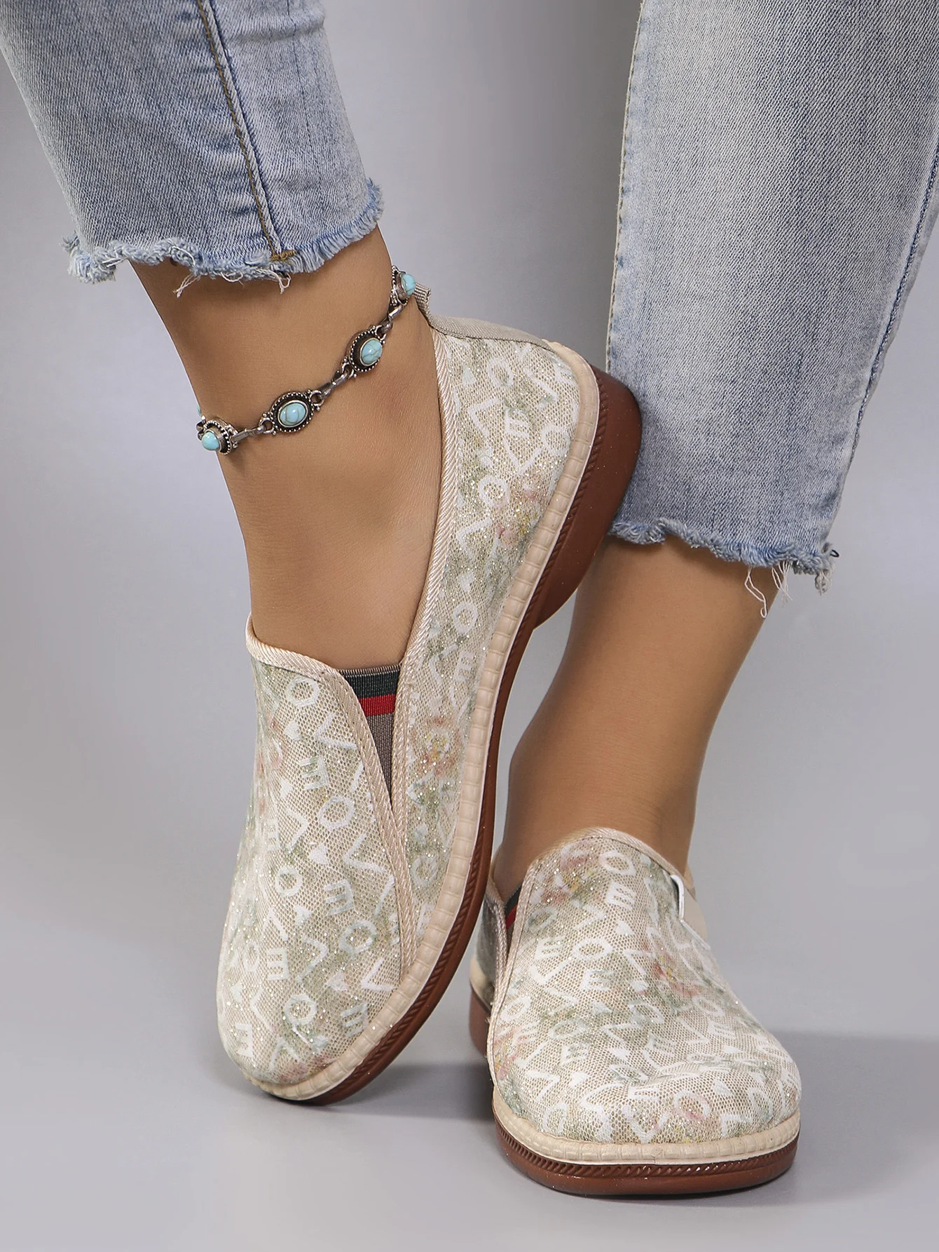 Spring New Women\'s Casual Sports Shoes Comfortable, Breathable, Lightweight, Wear resistant Lazy Shoes, Soft soled Flat Shoes