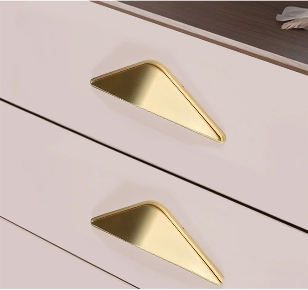 

64 96mm Modern Simple Creative Triangular Drawer Cabinet Pull Knob Stain Gold Pearl Grey Cupboard Dresser Wardrobe Door Handle