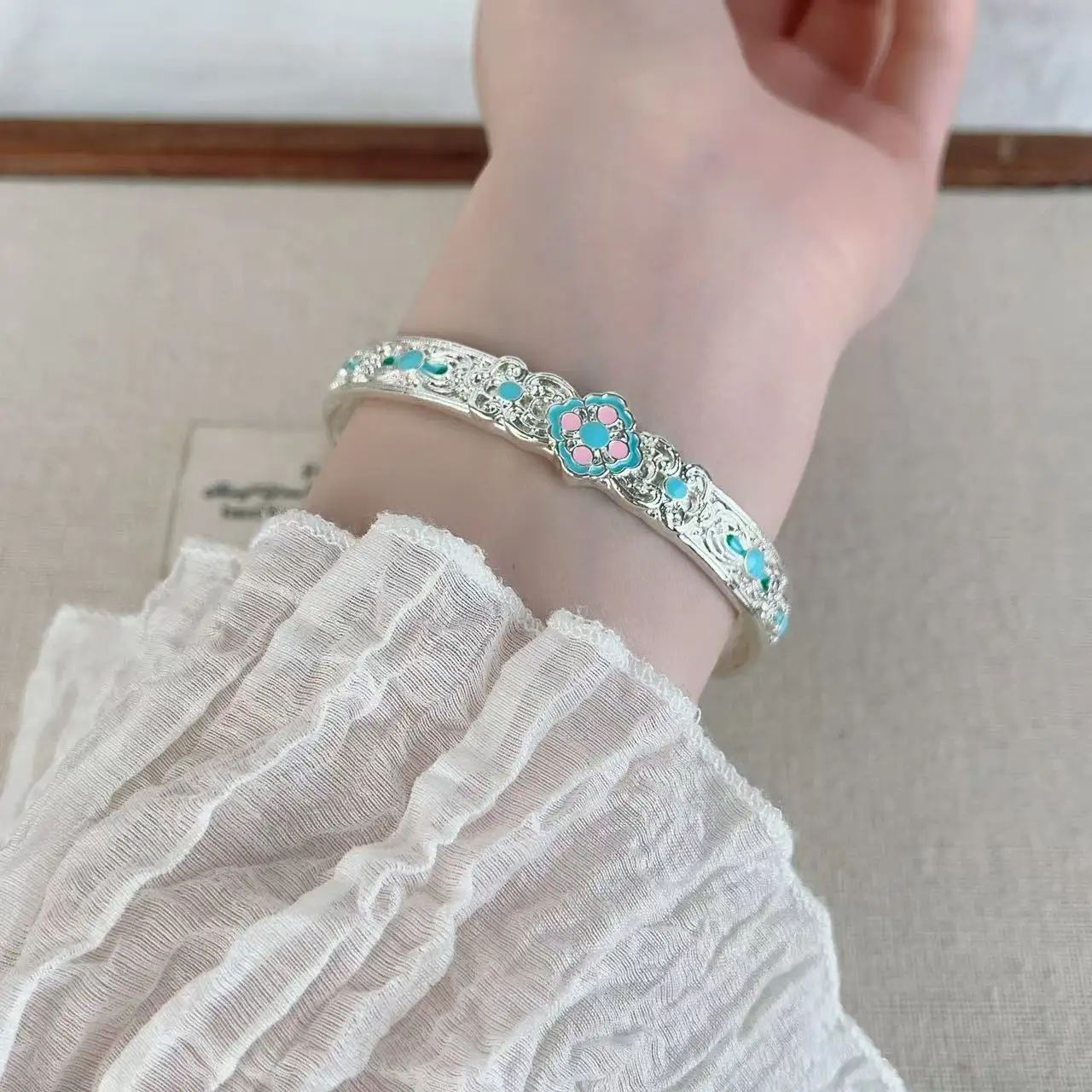 الحد الأدنى سوار الأزهار مع لهجات الزركون حساسة هندسية خفيفة مجوهرات فاخرة رومانسية التراص الإسورة للمناسبات #6