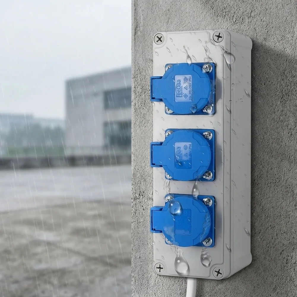 IP54 Wall Distributor 16A 3 Gang For Schuko Socket Waterproof Power Outlet Box For Outdoor Industrial Construction Site