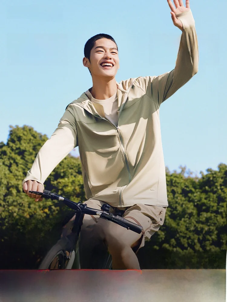 

Солнцезащитная одежда Banana Le из ледяного шелка: охлаждающая, дышащая, летняя, для пар, с защитой от УФ-лучей, свободного кроя.