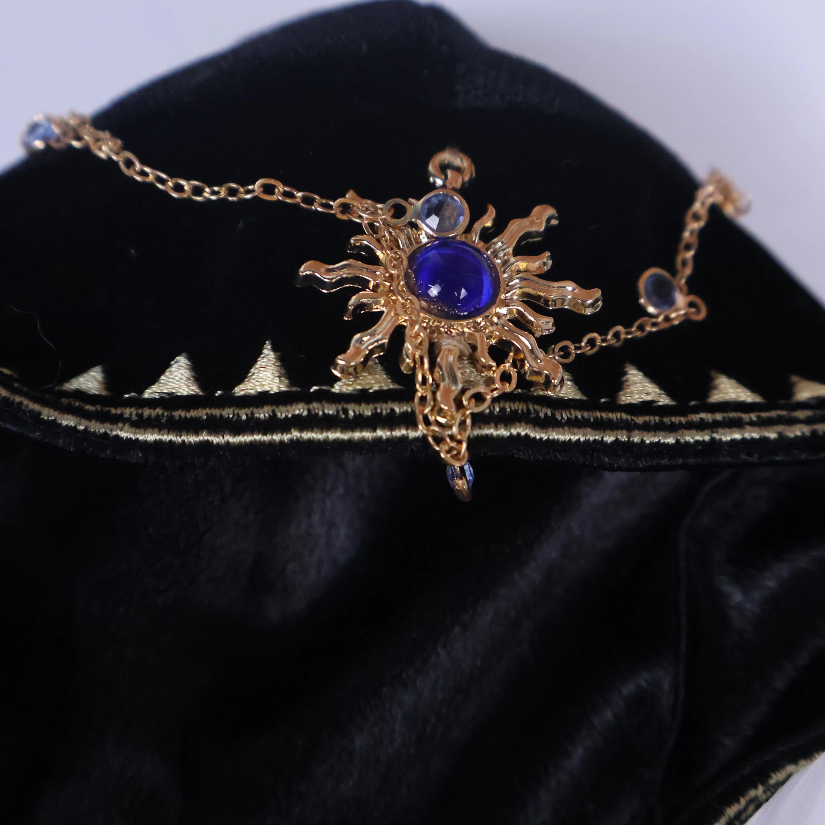 ชุดเสื้อคลุมสำหรับตุ๊กตา Labubu ผ้าฝ้าย ชุดเสื้อคลุมสำหรับพิธีกรรมทางศาสนา ผ้าคลุมสำหรับพิธีกรรม ผ้าคลุมเวทมนตร์ เสื้อผ้าตุ๊กตา มีสินค้าในสต็อก อุปกรณ์เสริมสำหรับตุ๊กตา