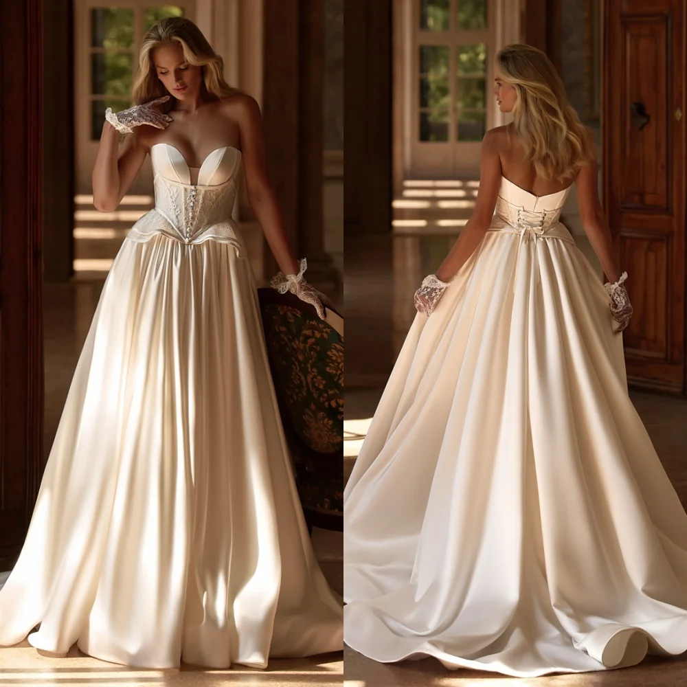 

Customized pure white Satin Wedding Dress Romantic Strapless Sleeveless Bridal Party Delicate Lace Up Back Vestido De Novia
