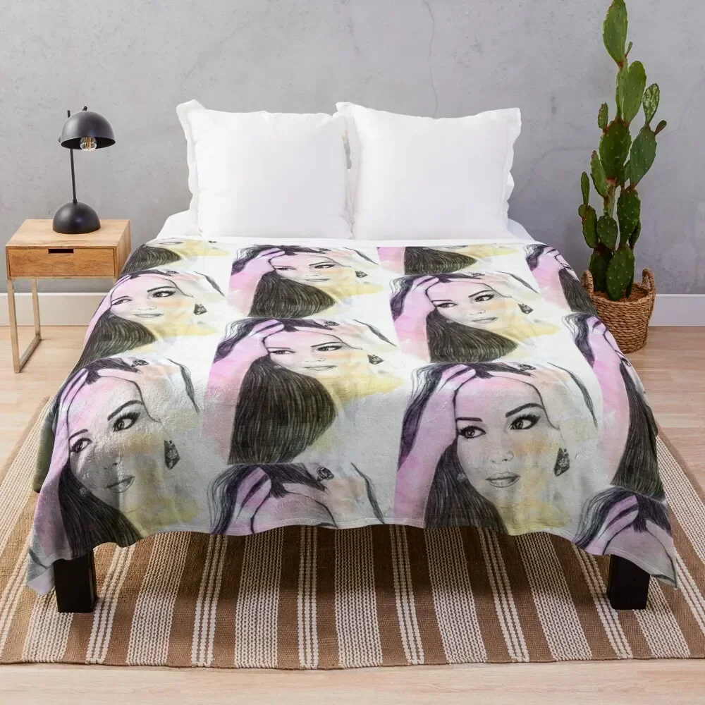 

Monica Bellucci Throw Blanket Lightweight Cozy Blanket for Bed Sofa