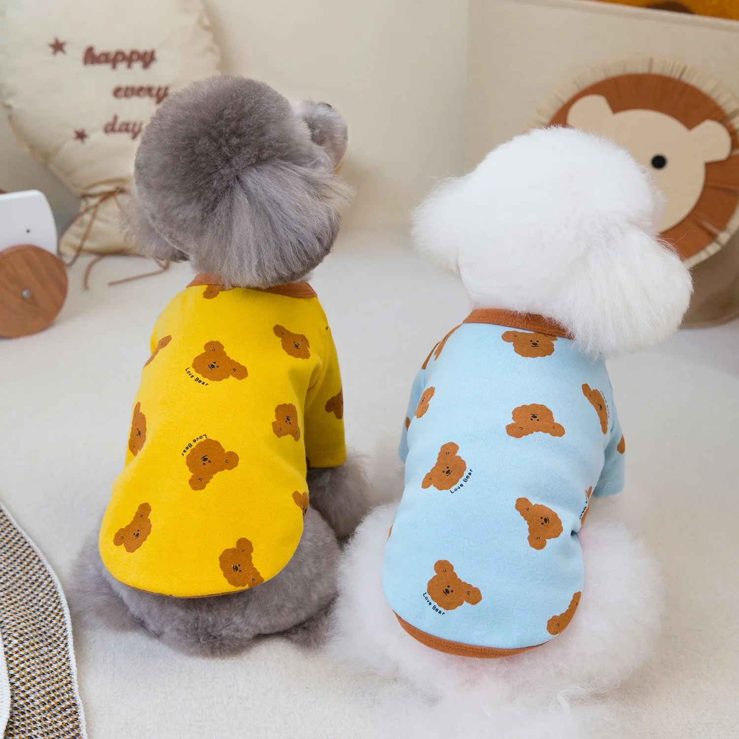 Printed Bear Four Color T-Shirt Small Dog Winter Clothes Pet Warm Bottom Shirt Comfortable Dog Micro Stretch Pullover