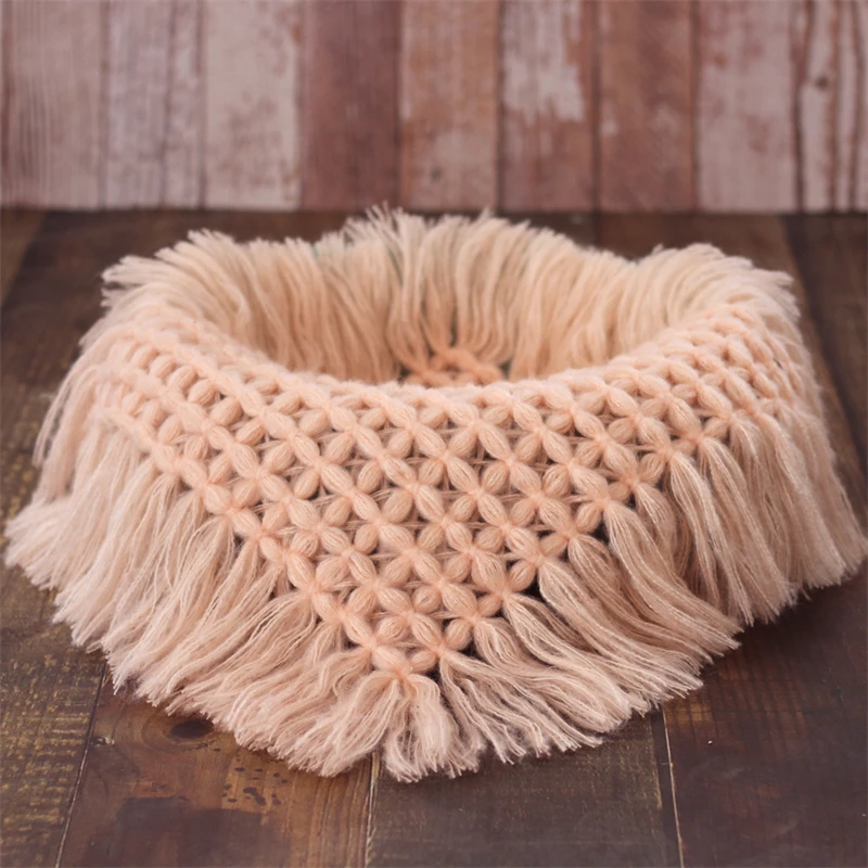 Newborn Baby Photography Blanket Basket Filler Mohair Knitted Mat 50cm Square Rug Photo Props Cushion Tassels Decoration Blanket