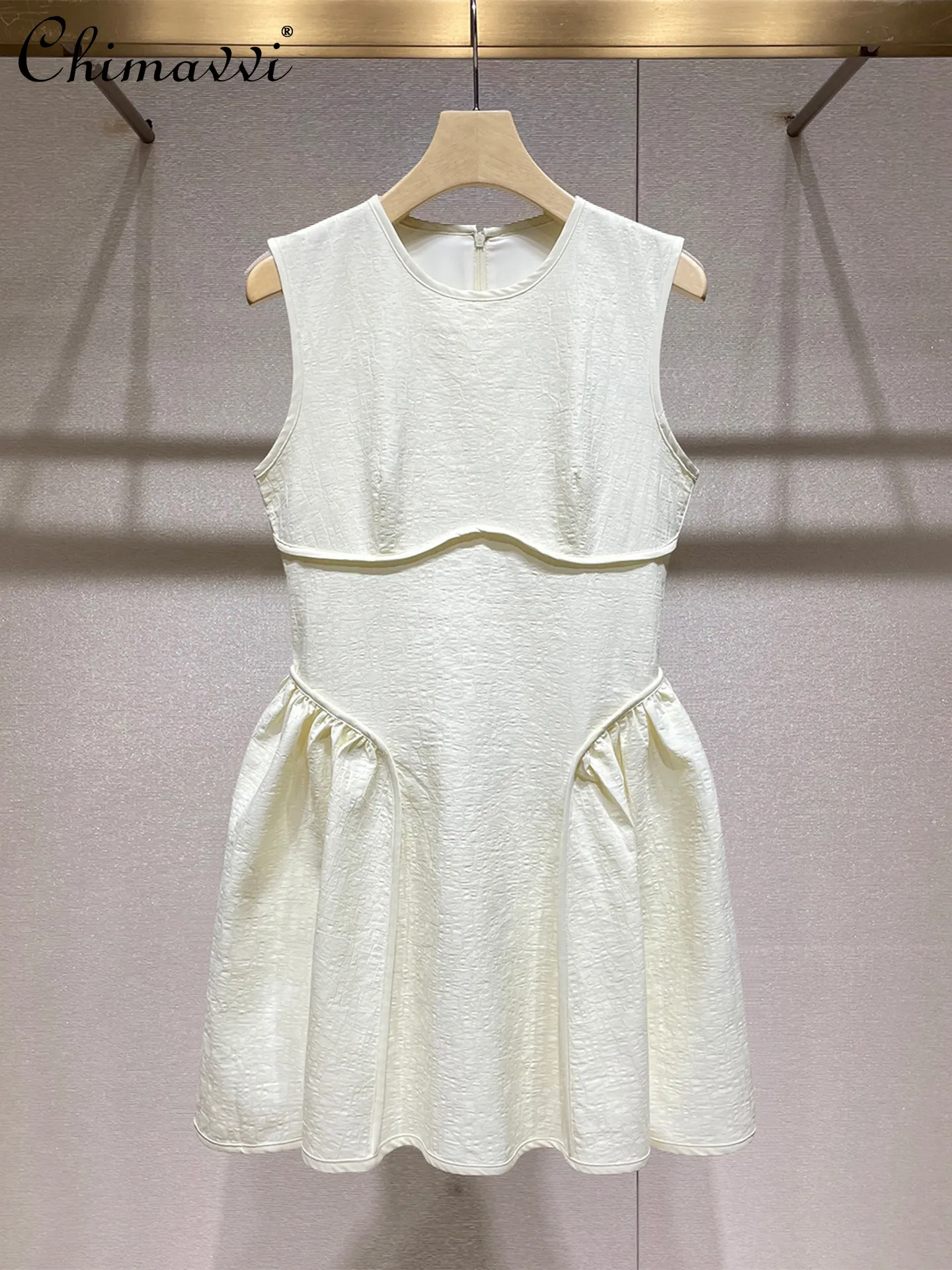 

2026 Summer French Elegant Temperament Simple Socialite Party Dress Crew Neck Sleeveless High Waist A-line Short Dress For Women