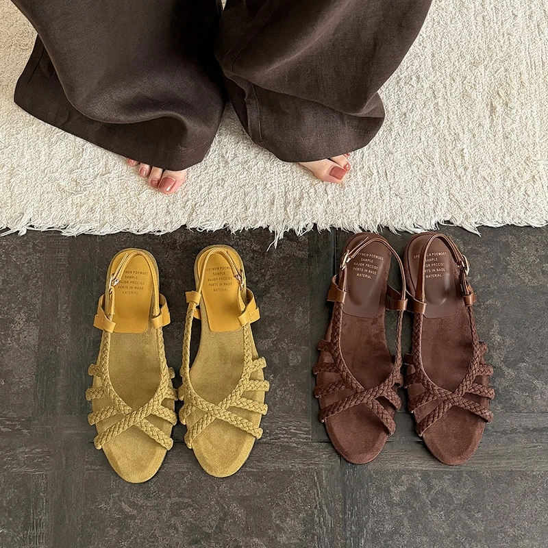 Nouvelles sandales d'été pour femmes en cuir tressé de vachette, à talon bas, confortables, style rétro haut de gamme, élégantes et à bout ouvert